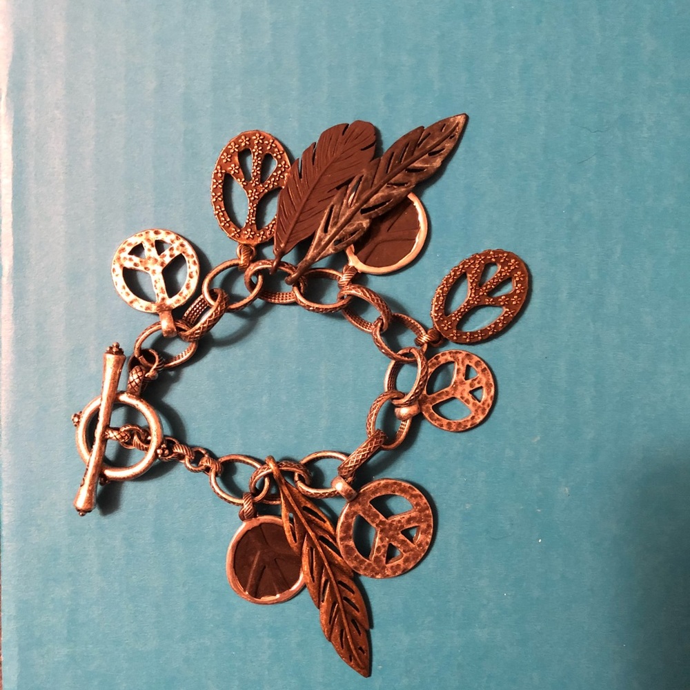 Lucky brand feather and peace sign bracelet NWOT